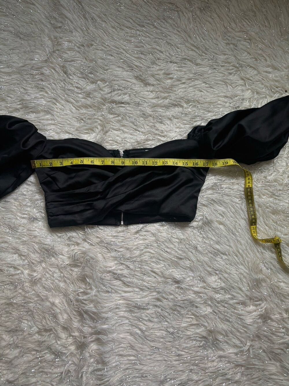 Lulu’s Crop Top - Picture 6 of 9